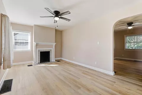 Living - 1233 N Plum St, Springfield, OH 45504 photo 4 of 4