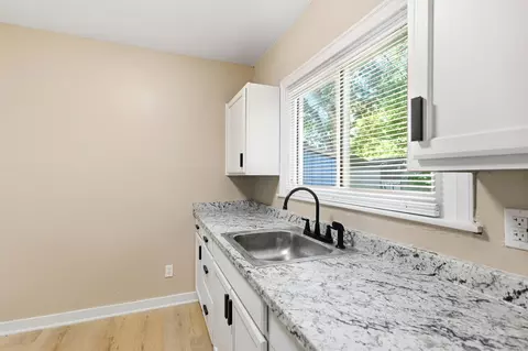 Kitchen - 1233 N Plum St, Springfield, OH 45504 photo 4 of 4