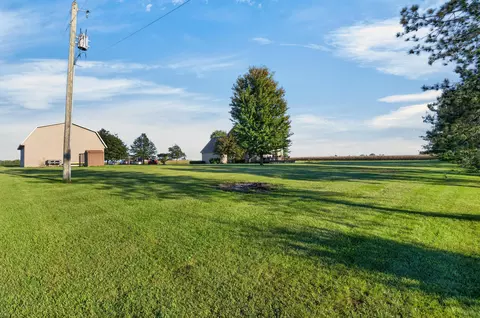 Exterior - 2045 Lindsey Rd, Sidney, OH 45365 photo 16 of 19