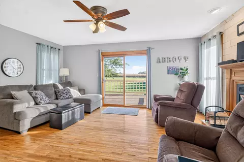 Living - 2045 Lindsey Rd, Sidney, OH 45365 photo 1 of 1