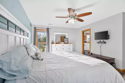 Bedroom - 2045 Lindsey Rd, Sidney, OH 45365 photo 3 of 13