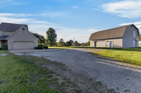 Exterior - 2045 Lindsey Rd, Sidney, OH 45365 photo 18 of 19