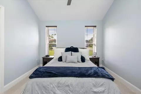 Bedroom - 1700 Elaina Dr, Springfield, OH 45503 photo 3 of 4
