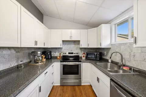 Kitchen - 1700 Elaina Dr, Springfield, OH 45503 photo 2 of 3