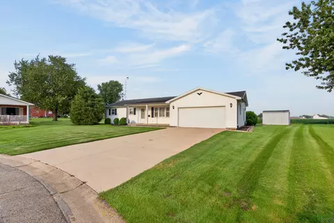 Exterior - 210 Elic Ct, Botkins, OH 45306 photo 4 of 7