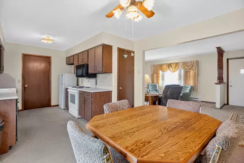 Dining - 210 Elic Ct, Botkins, OH 45306 photo 3 of 3