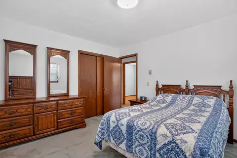 Bedroom - 210 Elic Ct, Botkins, OH 45306 photo 3 of 6