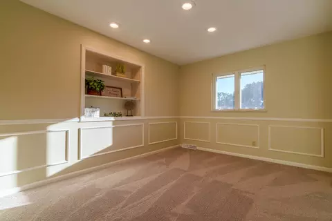 Living - 1602 Beck Dr, Sidney, OH 45365 photo 1 of 8