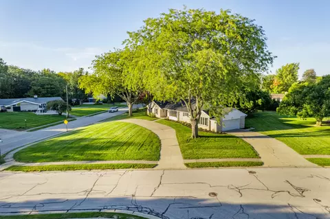 View/Area - 1602 Beck Dr, Sidney, OH 45365 photo 2 of 6