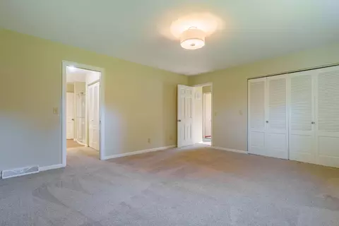 Bedroom - 1602 Beck Dr, Sidney, OH 45365 photo 5 of 6