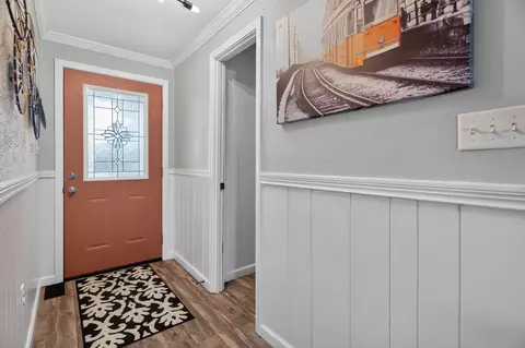 Entry Way - 404 E Walnut St, Anna, OH 45302 photo 1 of 2
