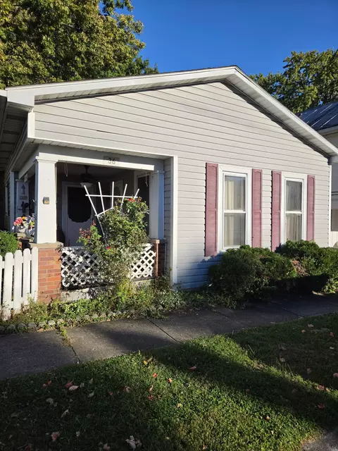 36 S Main St, North Hampton, OH 45349