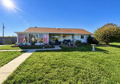Exterior - 5348 Penny Pike, Springfield, OH 45502 photo 4 of 9
