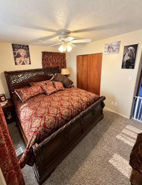 Bedroom - 5348 Penny Pike, Springfield, OH 45502 photo 5 of 6