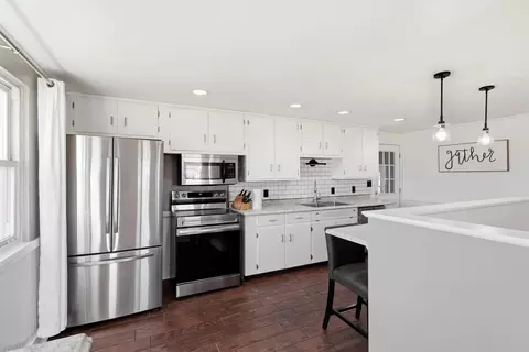 Kitchen - 4413 Randall Dr, Springfield, OH 45503 photo 6 of 7