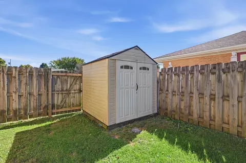 Exterior - 4413 Randall Dr, Springfield, OH 45503 photo 12 of 12