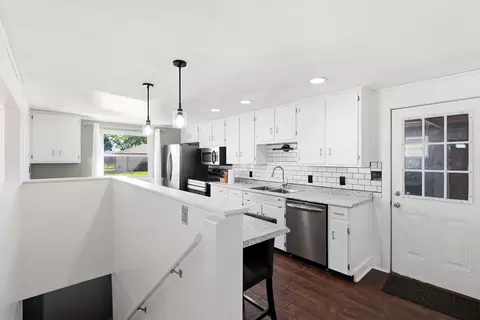 Kitchen - 4413 Randall Dr, Springfield, OH 45503 photo 1 of 7