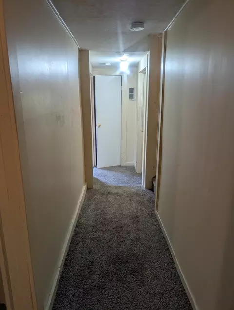 Entry Way - 129 Hill Ave, Sidney, OH 45365 photo 2 of 2