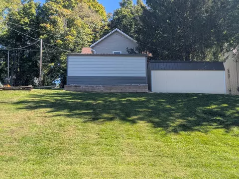 Exterior - 129 Hill Ave, Sidney, OH 45365 photo 5 of 10