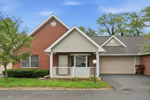 Exterior - 1514 E Ridgeview Cir, Springfield, OH 45504 photo 1 of 4