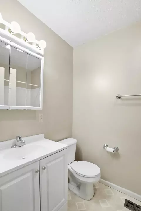 Other - 1514 E Ridgeview Cir, Springfield, OH 45504 photo 15 of 32
