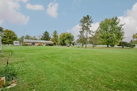 Exterior - 5560 S Pitchin Rd, Springfield, OH 45502 photo 8 of 9