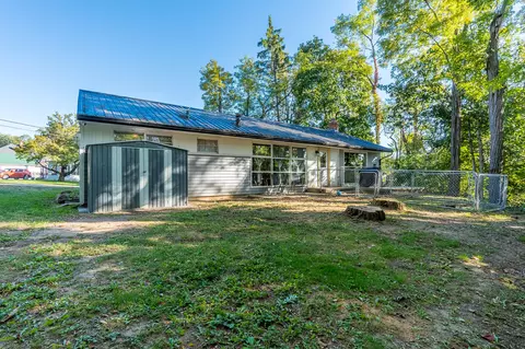 Exterior - 321 Oldham Ave, Sidney, OH 45365 photo 5 of 7
