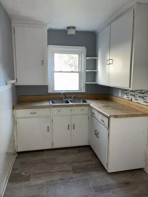 Kitchen - 836-838 Rodgers Dr, Springfield, OH 45503 photo 2 of 2