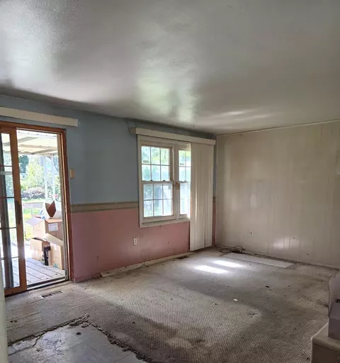 Living - 641 Skyles Rd, Union, OH 45322 photo 1 of 1