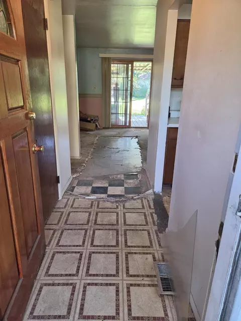 Entry Way - 641 Skyles Rd, Union, OH 45322 photo 1 of 2