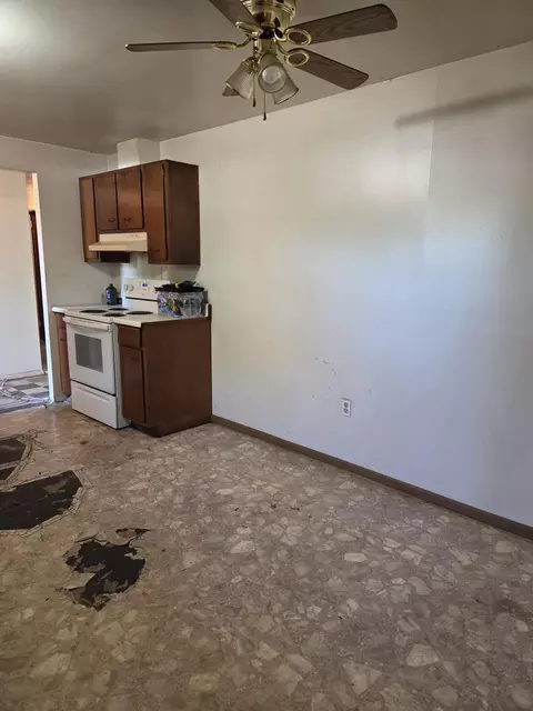 Kitchen - 641 Skyles Rd, Union, OH 45322 photo 4 of 4