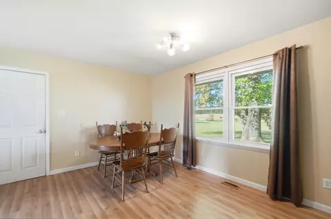 Dining - 6206 Cemetery Rd, De Graff, OH 43318 photo 1 of 1