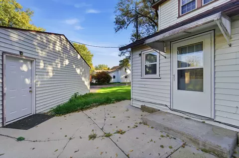 Exterior - 7570 Troy Rd, Springfield, OH 45502 photo 9 of 15