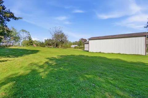 Exterior - 7570 Troy Rd, Springfield, OH 45502 photo 11 of 15