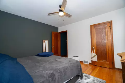 Bedroom - 2420 Shawnee Blvd, Springfield, OH 45504 photo 2 of 3