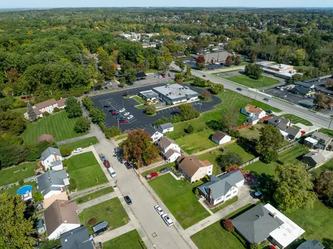 View/Area - 2420 Shawnee Blvd, Springfield, OH 45504 photo 8 of 9