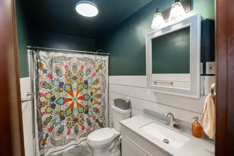 Bath - 2420 Shawnee Blvd, Springfield, OH 45504 photo 1 of 4