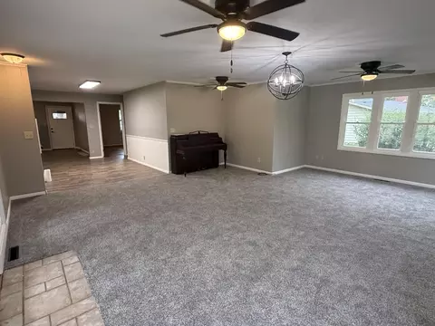 Living - 802 Linden Ave, Celina, OH 45822 photo 2 of 3