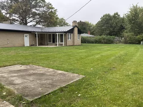 Exterior - 802 Linden Ave, Celina, OH 45822 photo 4 of 8