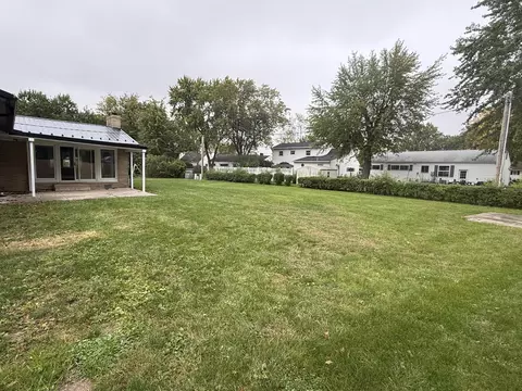 Exterior - 802 Linden Ave, Celina, OH 45822 photo 5 of 8