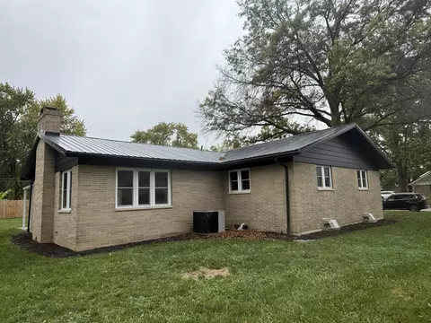 Exterior - 802 Linden Ave, Celina, OH 45822 photo 3 of 8