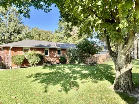 Exterior - 807 Sunset Dr, Coldwater, OH 45828 photo 2 of 6