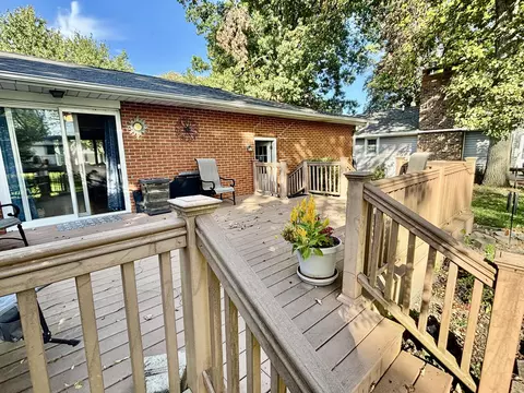 Exterior - 807 Sunset Dr, Coldwater, OH 45828 photo 4 of 6