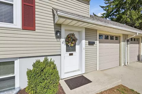 Exterior - 1904 Park Rd, Springfield, OH 45504 photo 4 of 8