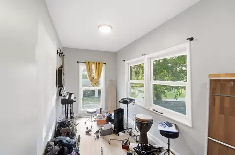 Entry Way - 5627 S Pitchin Rd, Springfield, OH 45502 photo 6 of 8
