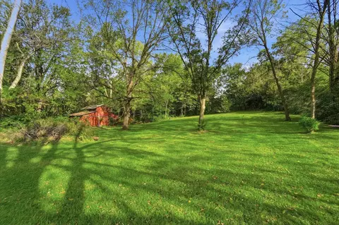 Exterior - 5627 S Pitchin Rd, Springfield, OH 45502 photo 17 of 25