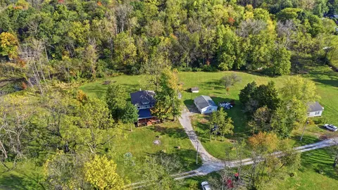 View/Area - 5627 S Pitchin Rd, Springfield, OH 45502 photo 1 of 4