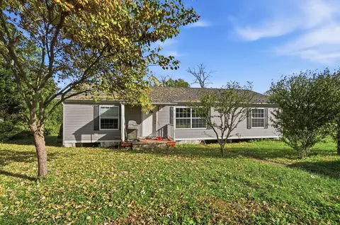 Exterior - 5627 S Pitchin Rd, Springfield, OH 45502 photo 22 of 25