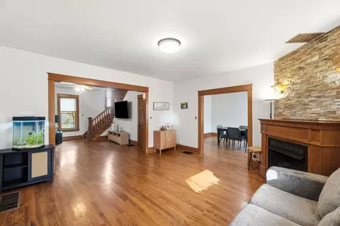 Living - 5627 S Pitchin Rd, Springfield, OH 45502 photo 3 of 3