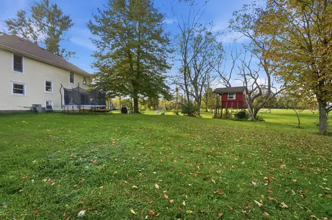 Exterior - 5627 S Pitchin Rd, Springfield, OH 45502 photo 12 of 25